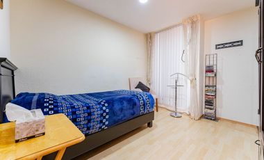 Amplia Residencia En Venta, En Condominio Exclusivo Cerca De San Jerónimo