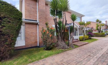 CASA en VENTA en Bogotá San José de Bavaria