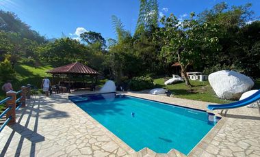 finca en arriendo en barbosa. Cod A1101010