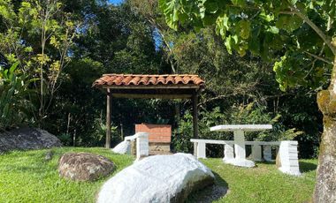 finca en arriendo en barbosa. Cod A1101010