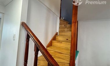 Casa en venta 4 dorm. Quilicura a un par de cuadras de metro