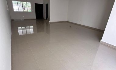 CASA EN VENTA EN LA ENCOMIENDA - ESCOBEDO
