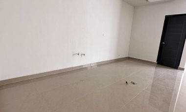 CASA EN VENTA EN LA ENCOMIENDA - ESCOBEDO