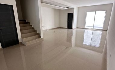 CASA EN VENTA EN LA ENCOMIENDA - ESCOBEDO