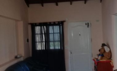 Se vende casa en Villa España Berazategui