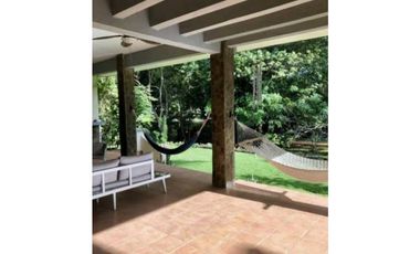 CASA EN VENTA - Residencial Camino de Cruces