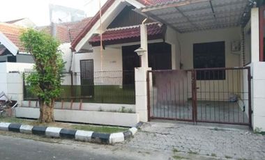 Rumah Sutorejo Prima siap huni Row jalan 2,5 mobil listrik 3300 watt, Strategis
