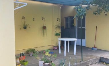 SE VENDE HERMOSA CASA CENTRICA – C. DE PATAGONES
