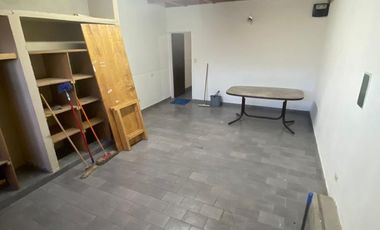 SE VENDE HERMOSA CASA CENTRICA – C. DE PATAGONES
