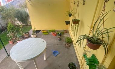 SE VENDE HERMOSA CASA CENTRICA – C. DE PATAGONES