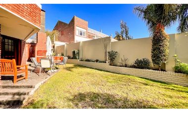 VENTA CASA GÜEMES