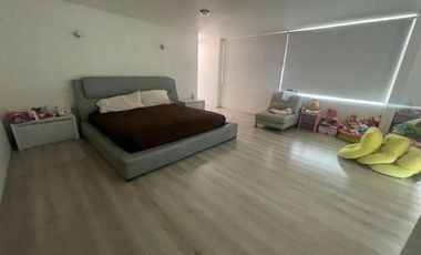 Casa con Alberca en Lomas de Virreyes. UN PISO