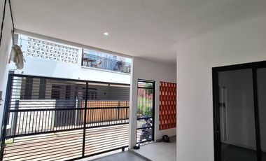 Rumah 3 Lt Siap Huni 14 Menit ke Bintaro Jaya Xchange Mall J-38630
