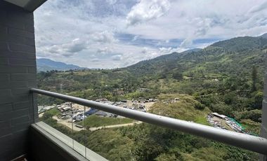 apartamento en arriendo en la aldea. Cod A512088