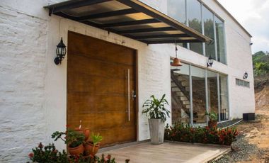 VENDE HERMOSA CASA EN DAPA VALLE DEL CAUCA