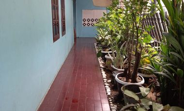 JUAL CEPAT RUMAH LOKASI STRATEGIS TERJANGKAU ULUJAMI JAKARTA SELATAN 2.7m (NEGO)