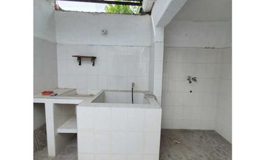 SE VENDE CASA AMPLIA GARUPAL II ETAPA