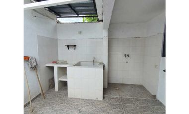 SE VENDE CASA AMPLIA GARUPAL II ETAPA