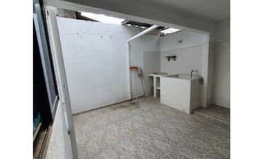 SE VENDE CASA AMPLIA GARUPAL II ETAPA