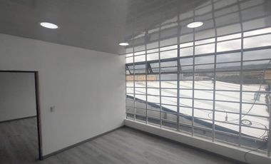 oficina en arriendo en el toberin. Cod A31475