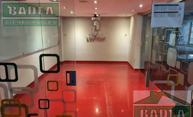 EXCELENTES OFICINAS EN UN EDIFICIO CON SEGURIDAD Y RECEPCIÓN EN PLANTA BAJA 581.00M2