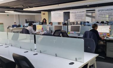 EXCELENTES OFICINAS EN UN EDIFICIO CON SEGURIDAD Y RECEPCIÓN EN PLANTA BAJA 581.00M2