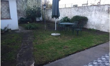 VENDO CASA EN LA PERLA