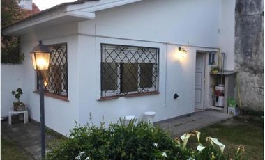 VENDO CASA EN LA PERLA