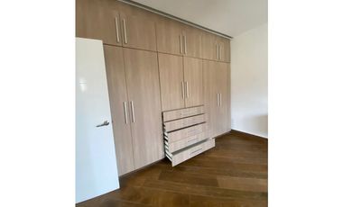 ALQUILO CASA CON PISCINA  LB EN PALMERAS DEL ESTE COSTA DEL ESTE