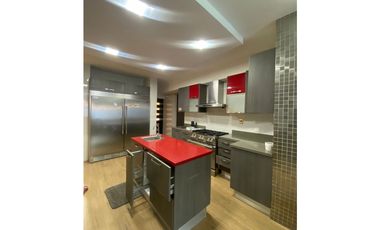 ALQUILO CASA CON PISCINA  LB EN PALMERAS DEL ESTE COSTA DEL ESTE