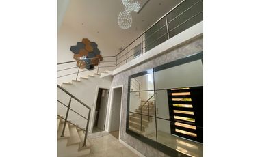 ALQUILO CASA CON PISCINA  LB EN PALMERAS DEL ESTE COSTA DEL ESTE