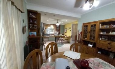 Excelente casa en venta en Florencio Varela