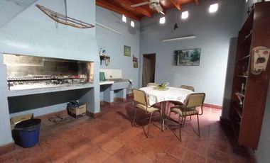 Excelente casa en venta en Florencio Varela