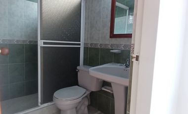 casa en arriendo en bretaña. Cod A123337