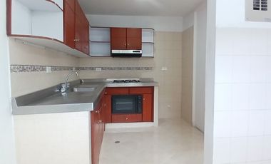 casa en arriendo en bretaña. Cod A123337
