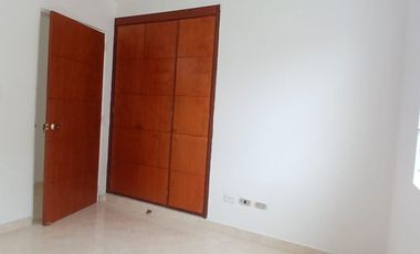 casa en arriendo en bretaña. Cod A123337
