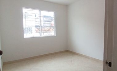 casa en arriendo en bretaña. Cod A123337