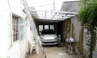 Casa en venta en Burzaco Este