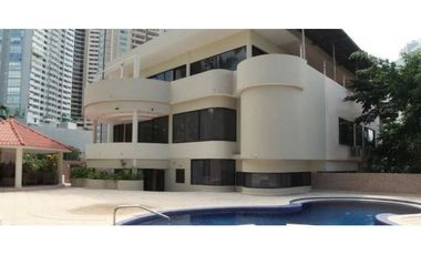 Casa en Punta Paitilla (ID 11987)