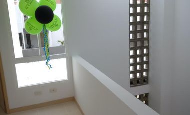 casa condominio en arriendo en el castillo. Cod A2002