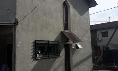 Casa en Venta en Lonchamps  A 10 cuadras de la Serenisima