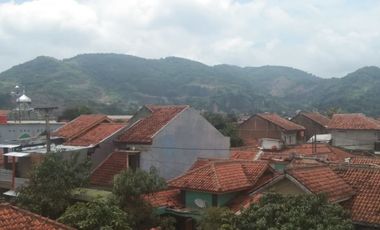 RUMAH 2 TINGKAT 3 LANTAI YANG BERLOKASI DI DALAM PERUMAHAN GRIYA PRIMA ASRI ( GPA )