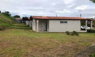 VENDO CASA EN ARRAIJAN JUAN DEMOTENES BRISAS DEL GOLF 3R