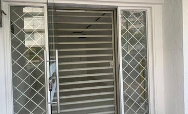 oficina en arriendo en versalles. Cod A108157