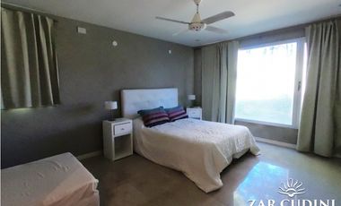 VENTA CASA 4 AMBIENTES PINAMAR