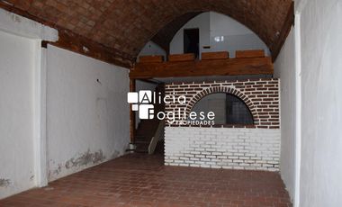 Local con Vivienda Sobre Avenida 3