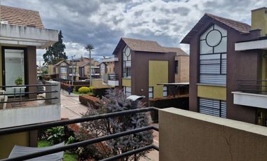 casa en venta en chalets de cajicá. Cod V10