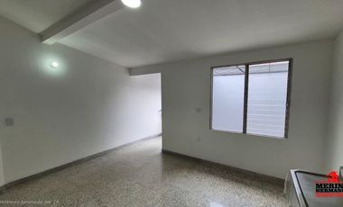 casa-local en arriendo en florida nueva. Cod A6212