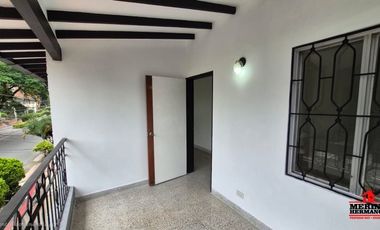 casa-local en arriendo en florida nueva. Cod A6212