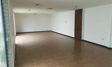 Rento para Oficinas casa grande en  Col. Huexotitla, Puebla